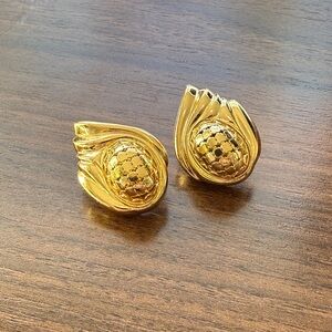 Whiting & Davis Gold Textured Earrings